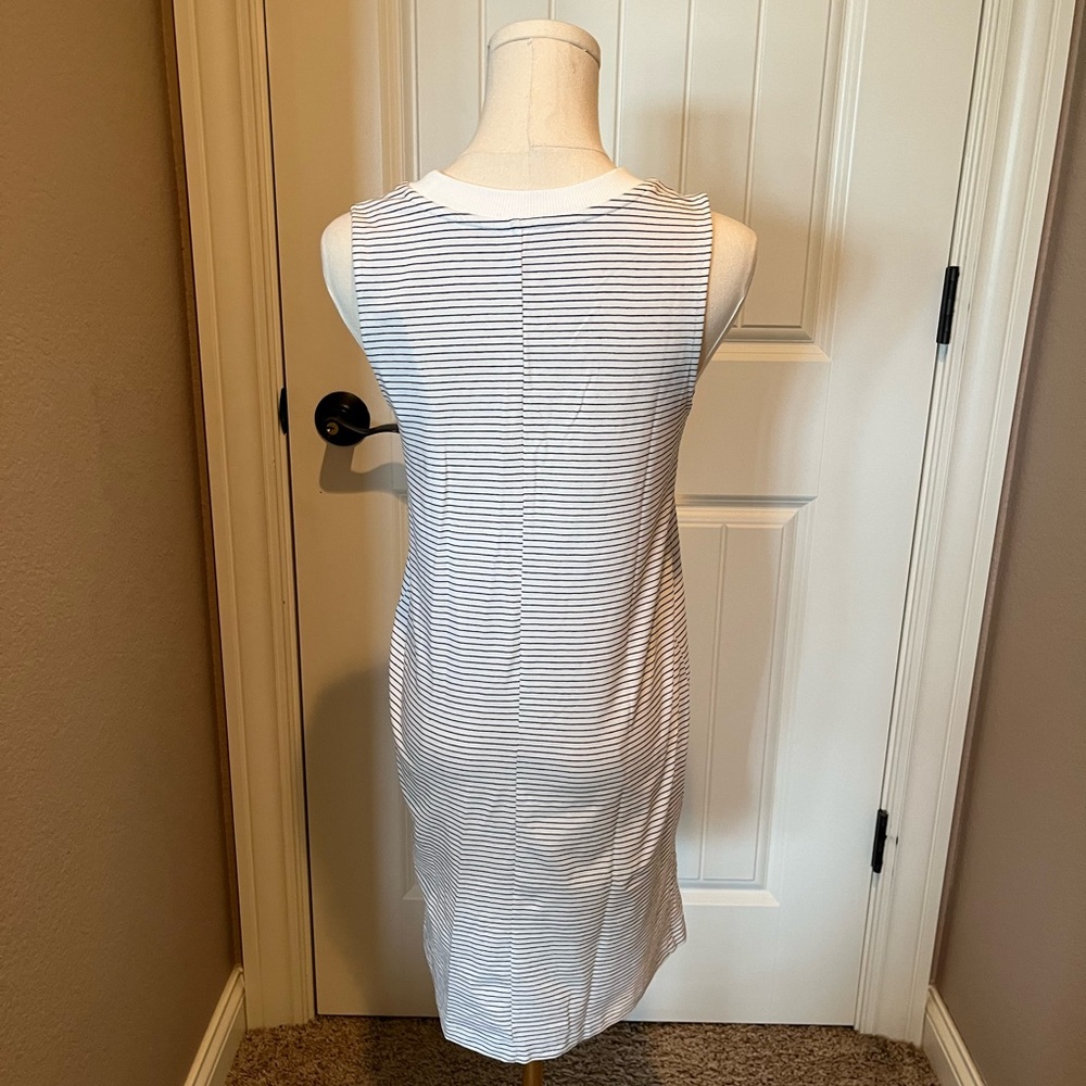 Striped Sleeveless Dress - Picture 3 of 4